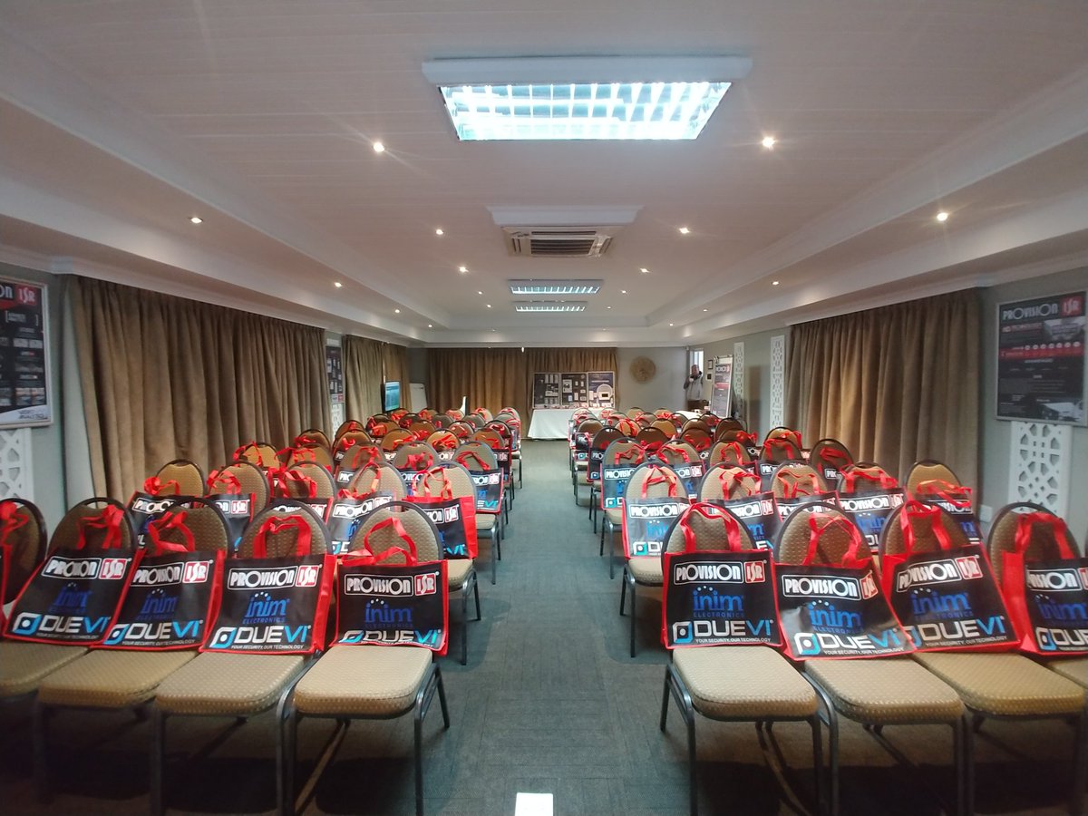 hiteksecurity's tweet photo. Make sure you book for our Johannesburg Roadshow! Don't miss out on a great event!  @Ruslamere with @hiteksecurity, HiTek Accounting, @ProvisionISR https://t.co/2FjU1v9UaP