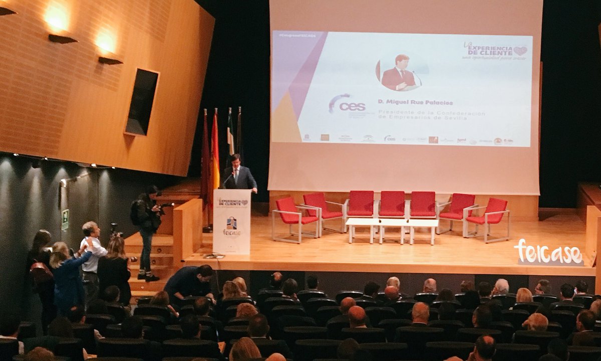 CES_Sevilla's tweet photo. El presidente de la @CES_Sevilla, Miguel Rus, participa en la apertura del II Congreso @FEICASE cuyo lema es "La experiencia de cliente, una oportunidad para crecer" con @prodetur, @DIPUSEVI, @EmpleoJunta, @expansioncom #CongresoFEICASE https://t.co/mu6CeoKwLP