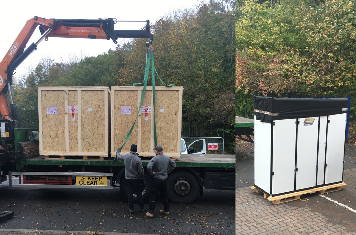 WorkspaceTech's tweet image. @FlaktGroup_UK Downflow AC units are being delivered to one of our latest projects at Sunderland City Council #DataCentreBuild