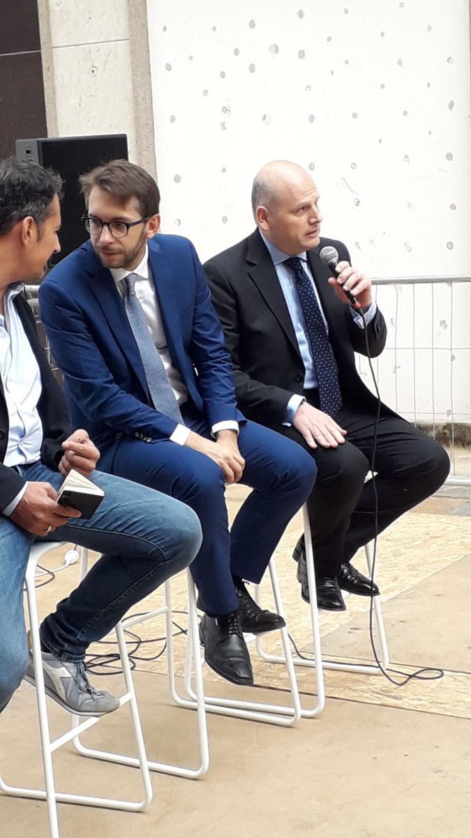 FacciamoP's tweet photo. La parola a Stefano Carone, Managing Partner and Shareholder di @ilPrisma.
#FacciamoPiazza #FP18 #conferenzastampa https://t.co/Ec7FJOD38u