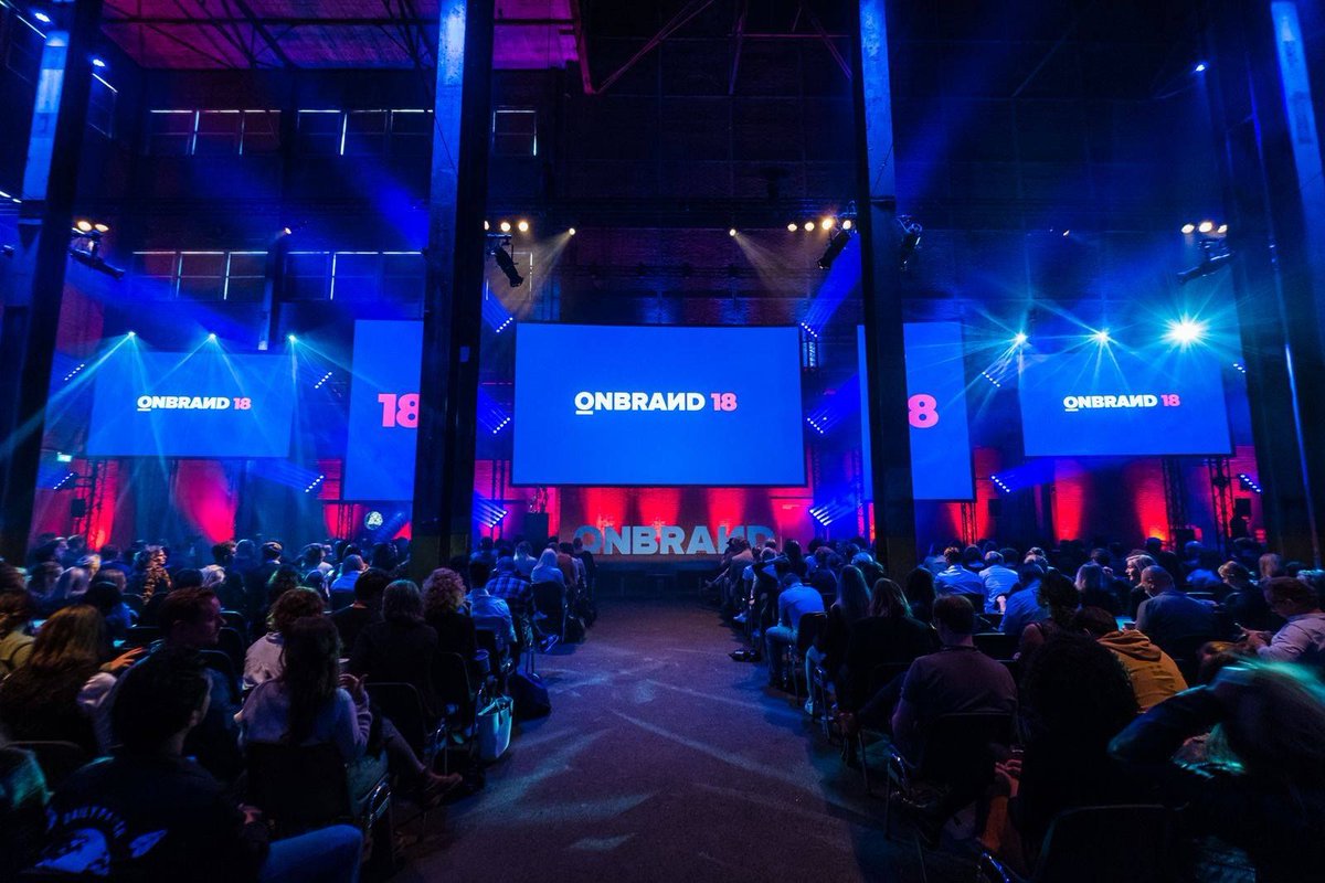 VisualRetaiIing's tweet photo. #TBT to last Thursday’s OnBrand Event! Our Marketing team joined for many interesting talks and got inspired for new projects coming along the next weeks and months. Thanks to @bynder for the opportunity and all the amazing speakers! 🙌🏻

#marketing #OnBrand2018 #visualretailing https://t.co/ywGDRiVZcv