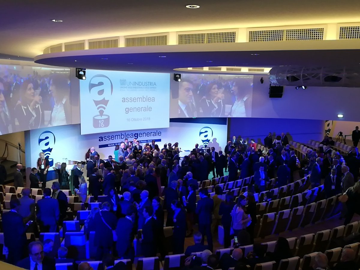 Tra pochi minuti inizierà l'#AssembleaGenerale di Unindustria #16ottobre