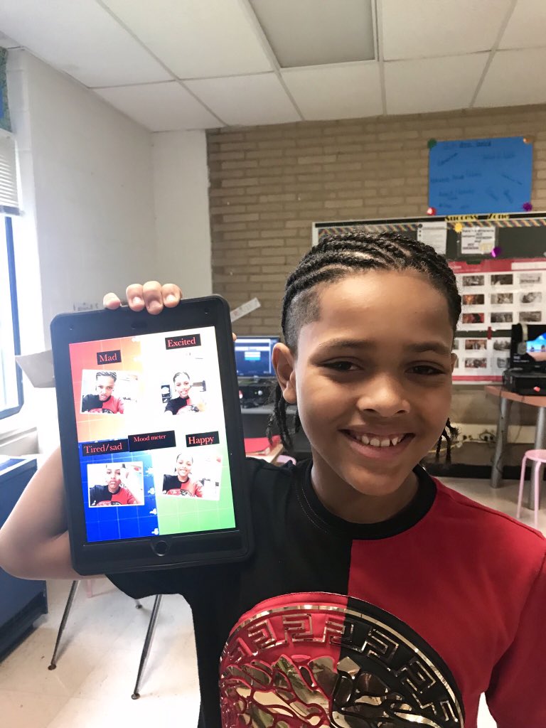 mootzclass's tweet photo. In love with these Mood Meters! Our 5th graders ROCK!!😍 https://t.co/b8dmjbXoCm