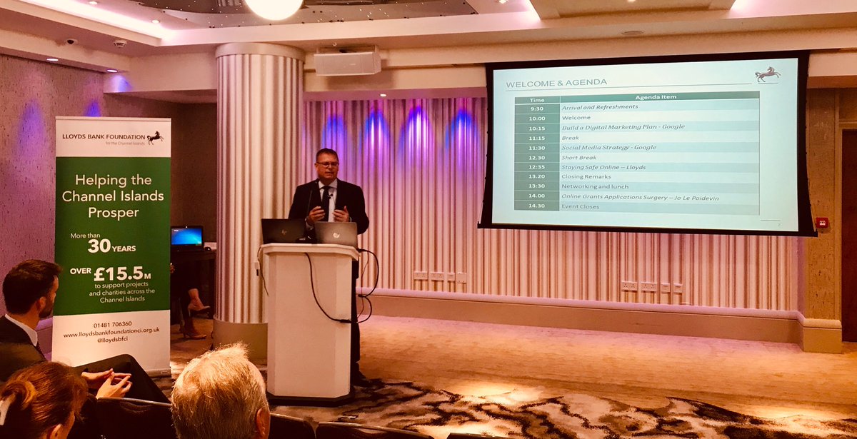 Jerseyjay69's tweet photo. Lloyds Bank and Google Digital Workshop opening speech from Richard Musty Director Lloyds Bank Islands and Gibraltar ⁦@lloydsbfci⁩ @lloydsBankbiz #DigitalKnowHow @LBGDigi #digitalgarage https://t.co/Xo6ahbDTeI