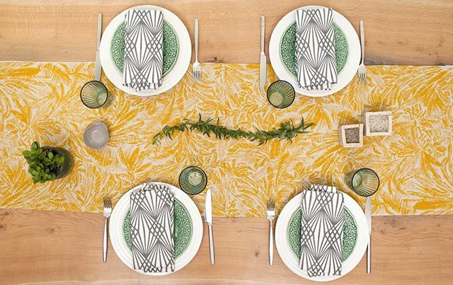 laragorlach's tweet photo. NEW TROPIC TABLE RUNNER
.
.
.
#autumnwinter #newcollection #geotropic #screenprinted #homewares #tablelinens #pattern #tropical #botanical #print #textile #design #livinginstyle #finedining #tabledecor #madeintheuk #mustardyellow #geo #napkins #tablerunn… https://t.co/7yhEeefHz0 https://t.co/KpcLiqNpbI