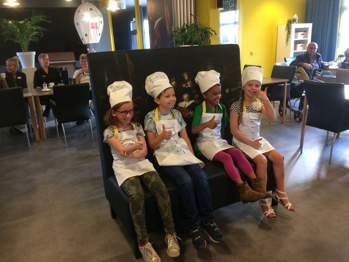 #DAFW de 4 winnaars van ‘Geef me de (schijf van) 5. Zij gaan hun recept klaarmaken voor de bewoners van ⁦<a href="/noorderkroon/">noorderkroon</a>⁩ RodenZorggroep Drente!