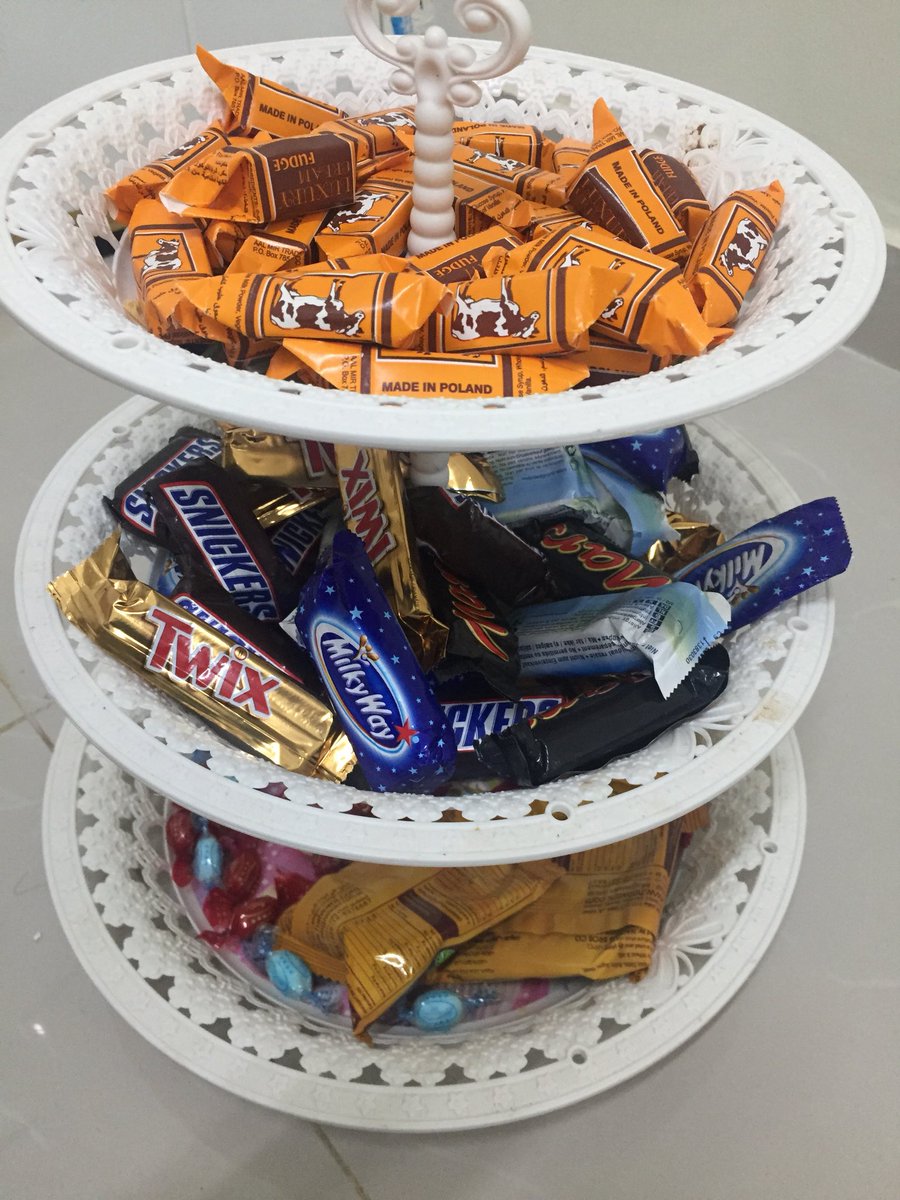 أحبكم  وأنتهى الأمر، إنه لمن الصعب أن أشفى منكم❤❤مساء الحلويات يا أغلى أحباب