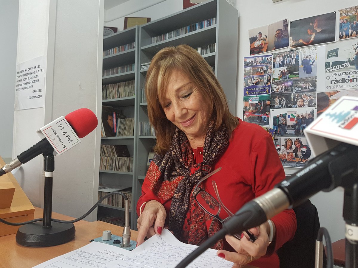 radiotrinijove's tweet photo. Els #dimarts d'11h a 12h sempre sonen a ritme de @ChispaFlamenca 🎶💃 de la mà de #MariaRosaVillén!. Escolta #endirecte la #ChispaFlamenca 🎶📢! 
#artistes #música #flamenc https://t.co/XqUdQHvjed