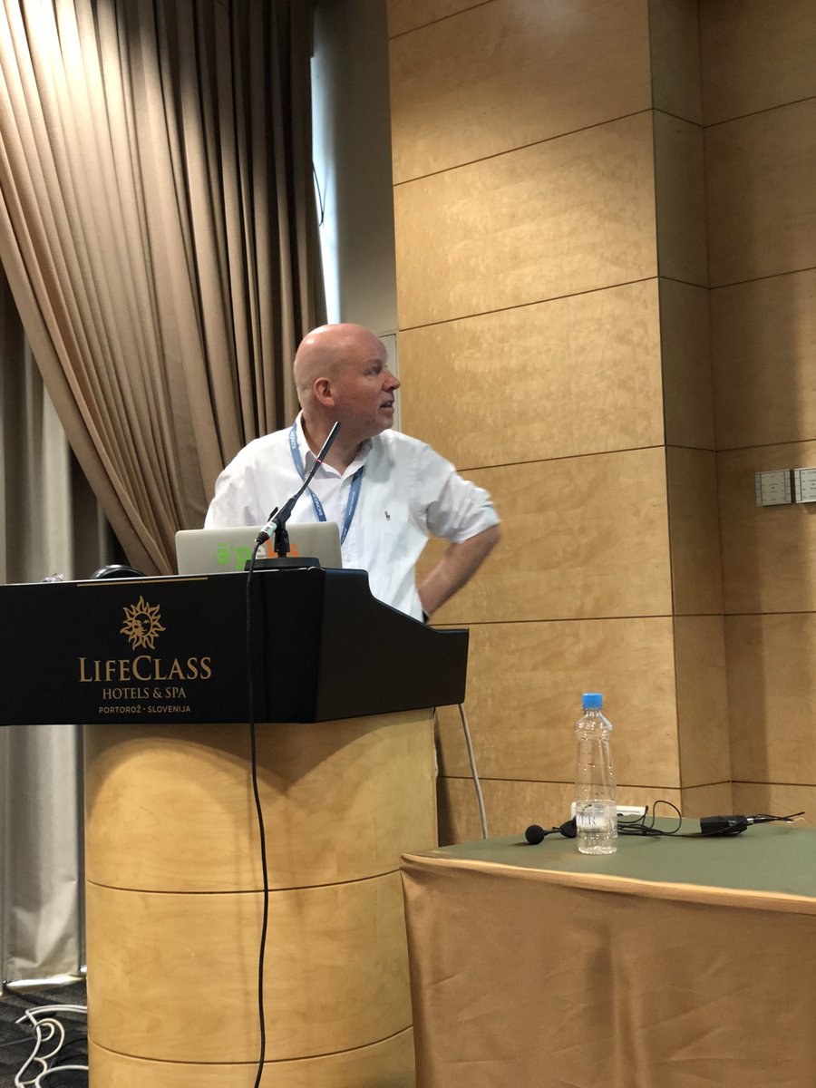 RoelH's tweet photo. More on Oracle Text by @Niall_McP - also very useful stuff for #orclapex developers.
#makeitconf18 https://t.co/g03ZMHrgbv
