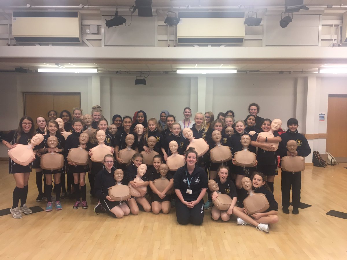 ChrissyBlakeley's tweet photo. @ness_wingate @skiptongirls @YorksAmbulance  Year 7 PE completed and enjoyed! #Restartaheart #2018 https://t.co/ZKumgEOgPX