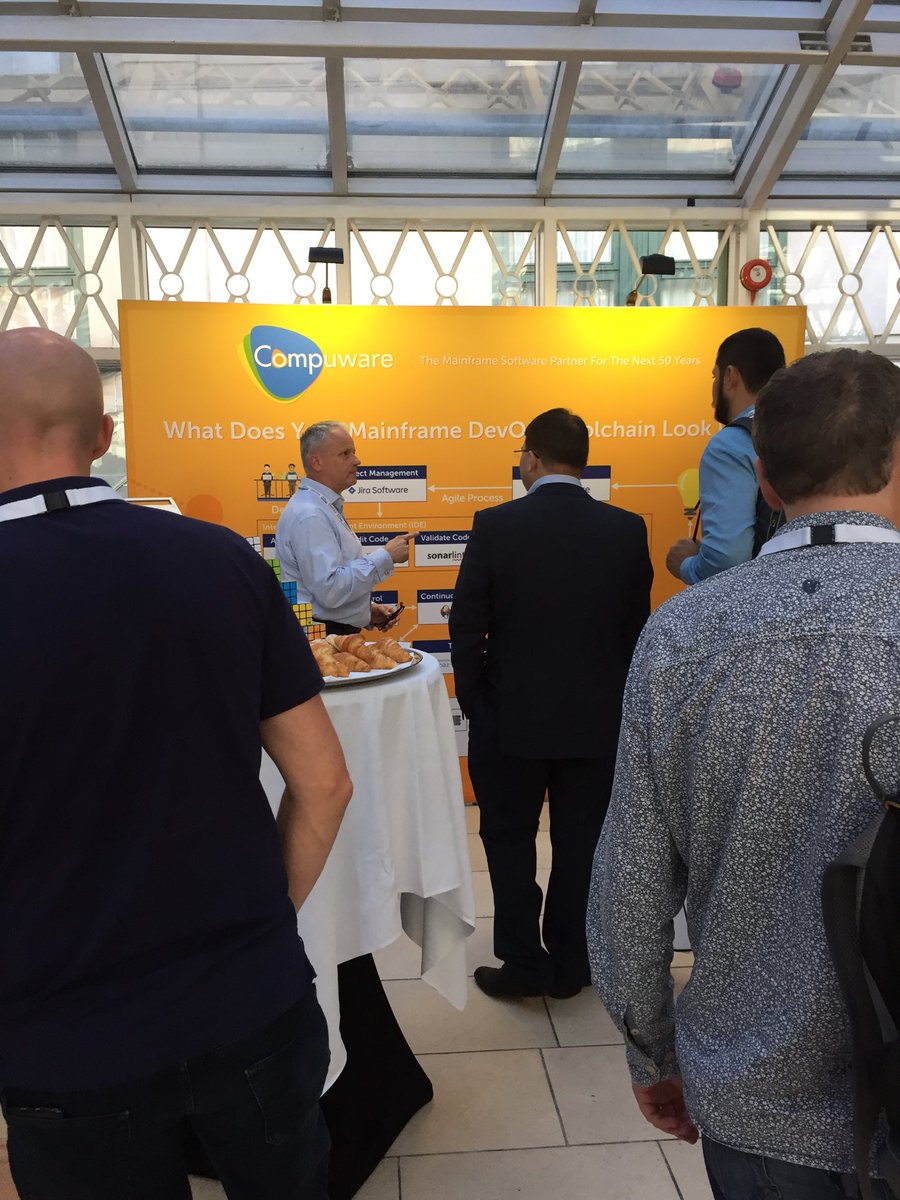 KerryFrancis05's tweet image. Lots of interest in #mainframedevops ⁦@compuware⁩ stand #9