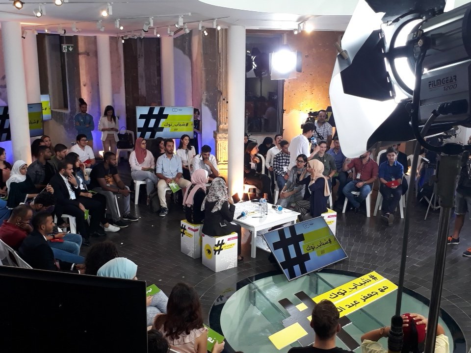 arabdevtportal's tweet photo. Getting ready for an exciting episode with @jaafarAbdulKari on #shababtalk where he interviews the #visualizers and discuss their visions, concerns and ambitions. #Visualize2030 #arabdevportal https://t.co/2exWhJy96X