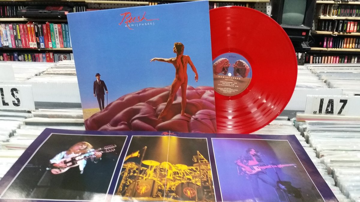 toyrattca's tweet photo. Nice walk in #cashmoney #cashonly for your #oldschool #vinyl #records #recordplayer #recordstore #rushvinyl with poster #toronto #miltonon #oakville #brampton #guelph #hamilton #mississauga #haltonhills https://t.co/5tMutJ8a7a