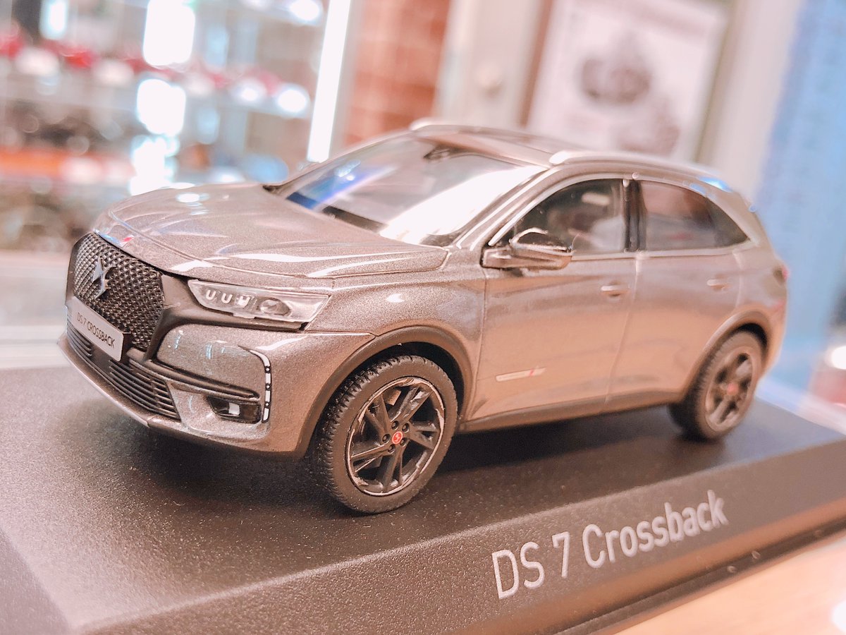 DS 9 Performance Line 1/43 ミニカー DS 9 Performance Line 1/43