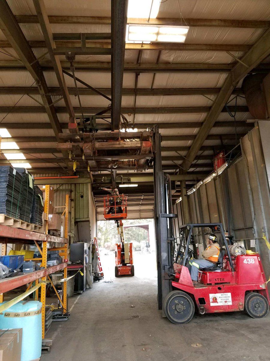 #metrorigging #rigging #forklifts #bridgecrane