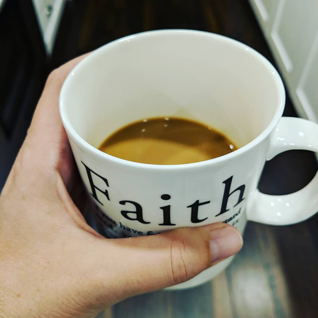 JillLynnAuthor's tweet image. This is my second mug of coffee this morning because I literally cannot find the first one. 🙄
#jillproblems #coffeeproblems