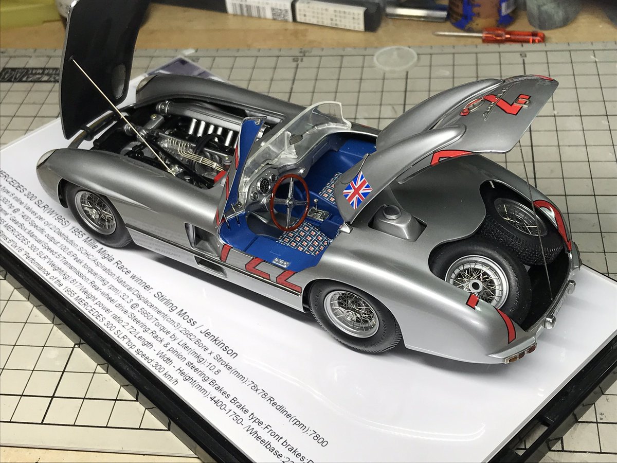 kappakoji2017's tweet image. #かっぱ式ホイール #300SLR
って事でトランクへ積み込み♪
カッコイイ〜〜〜♪🎶🎵
明日以降撮影ブースで撮影する！