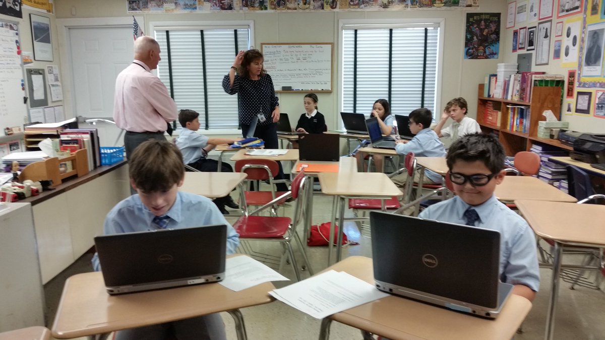 OakHillMustangs's tweet photo. Blended Learning for @mrstirella 5th grade Reading class working on a ThingLink project with @MurrayTechTeach . #blendedlearning #determinationissuccess #monmouthcountyprivateschool https://t.co/KRhCtbkTRw