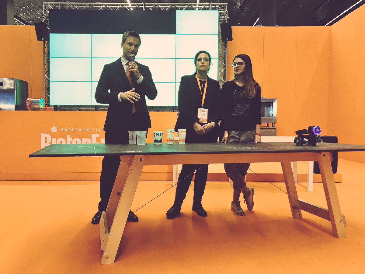 #lessglass si presenta a #ristorexpo con <a href="/marinaporotto/">Marina Porotto</a> <a href="/confcommercioge/">Confcommercio Genova</a>