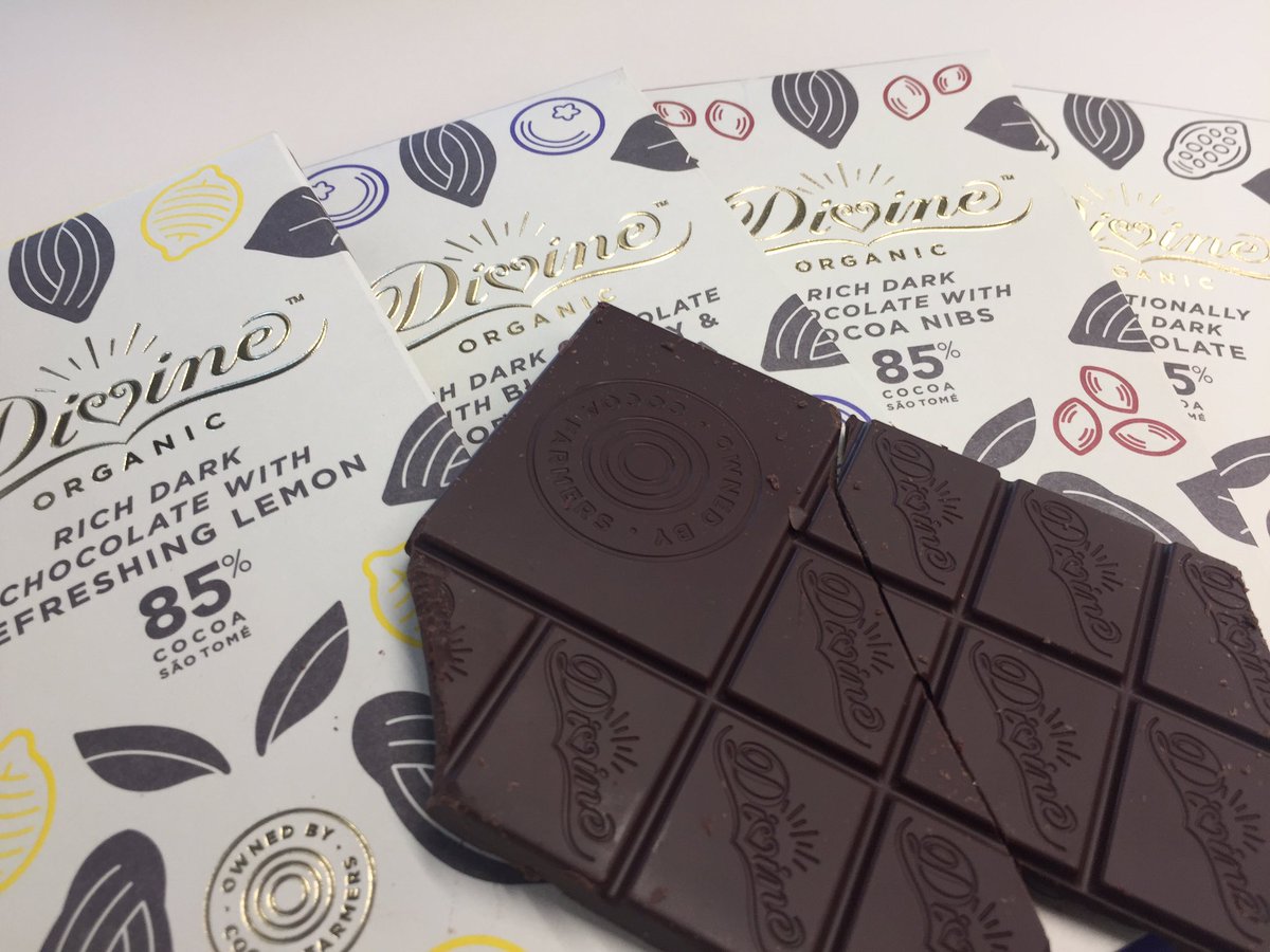 As it’s #ChocolateWeek, doing an official taste test of @divinechocolate’s new organic range! My vegan buddy @goodfoodforwho is hitting up the turmeric & ginger, I’ve cracked into the 85% with lemon - v nice bitter zing! 😁
