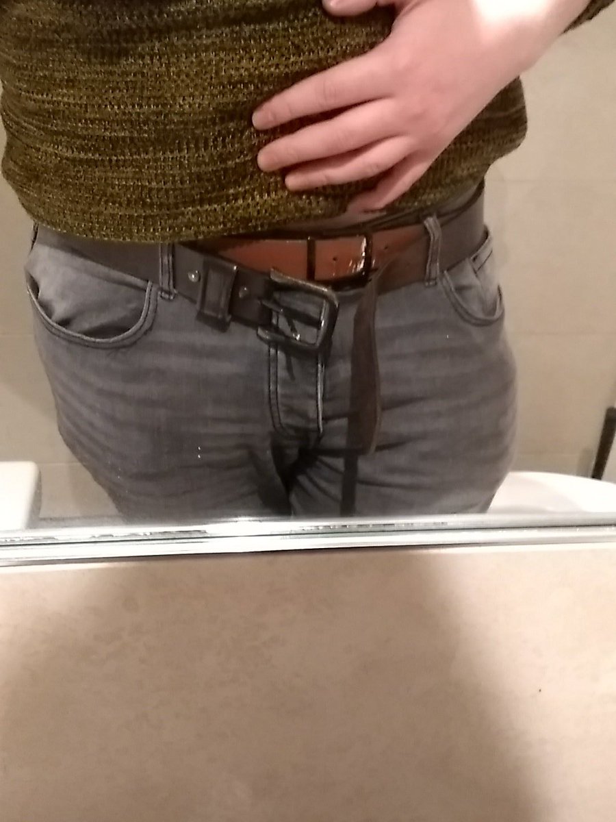how to wear two belts