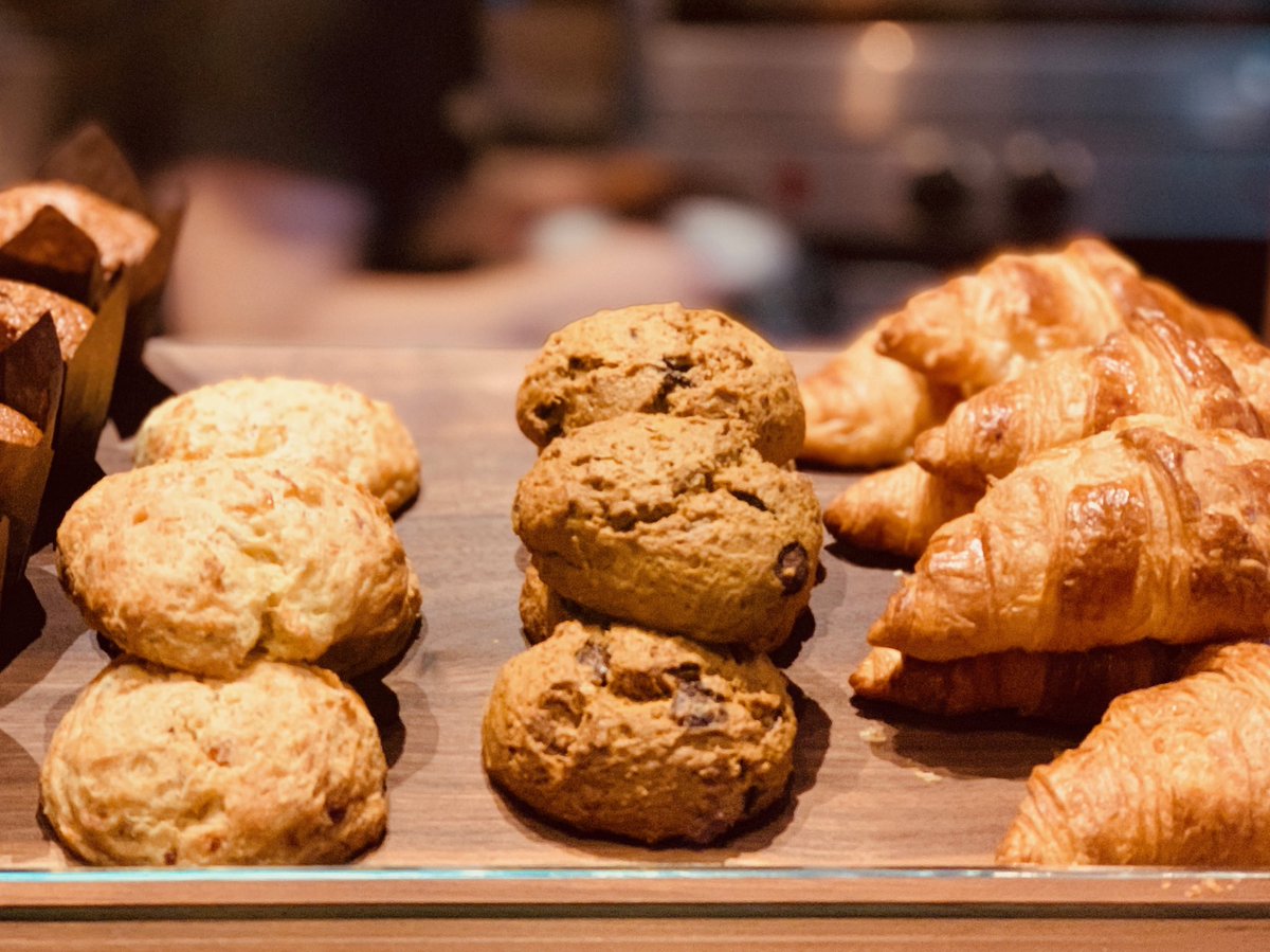 TampCoffeeCo's tweet image. We have full trays of baked croissants muffins scones!