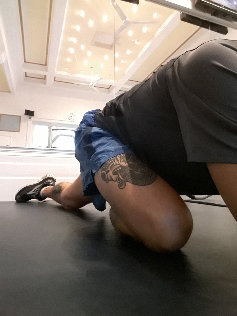 rojasrunning's tweet image. It's not all running. Time for some stretch &amp;amp; rolling! 
#RocknRoll
#EfficientTraining
#RunningLater