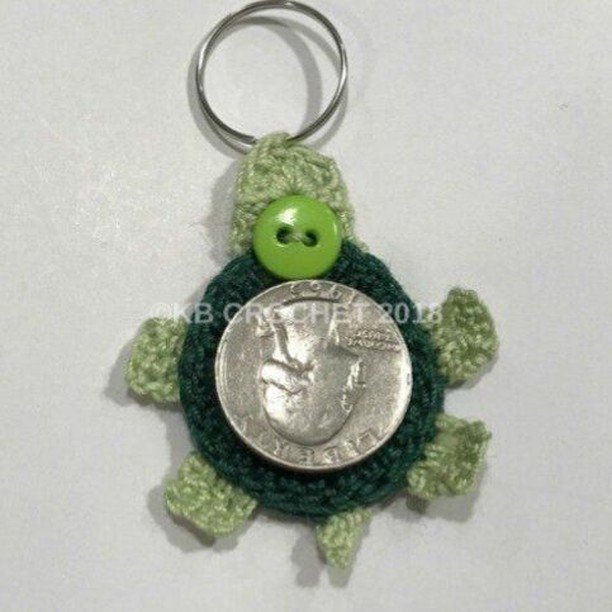 creativecolors8's tweet photo. Tortoise Baby Crochet Keychain ( #Backside )⠀
⠀
#tortoise #tortoiseCrochet #tortoiseKeychain #Greentortoise #crochet #knitting #handmade #crochethandmade #baby #lovely #yarn #crocheting #crochetdoll #crochetlove #crochetaddict #crochettoy #ilovecrochet #instacrochet #handmad… https://t.co/YkCpdNmUSW