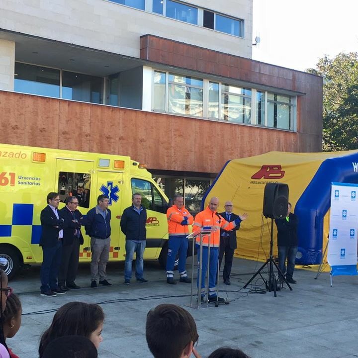 amb_burela's tweet photo. Muchisimas gracias en especial a SEMES - GALICIA, 061 Urxencias Sanitarias de Galicia y al Concello de Burela por escoger #BURELA para celebrar el día mundial del PARO CARDIACO. Gracias también a tod@s los participantes y profesionales que participasteis en las jornada. https://t.co/hnDyU7gyjD
