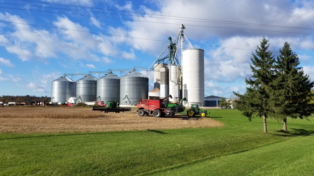 VarnaGrain's tweet photo. Looks like a #Marvel-ous day for  #harvest18 #IPsoys https://t.co/5fxWR609QP