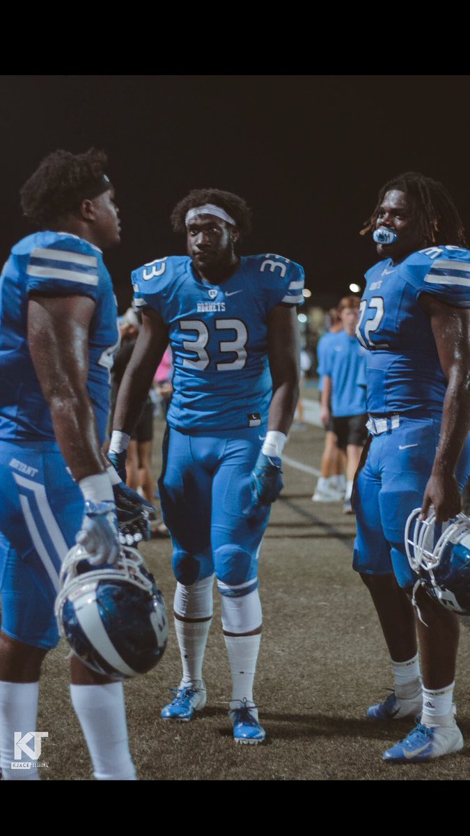 MichaelChatmon's tweet image. 3 deep and we want that pressure💨‼️ @AustinBailey_72 @PrinceNate8 @MichaelChatmon