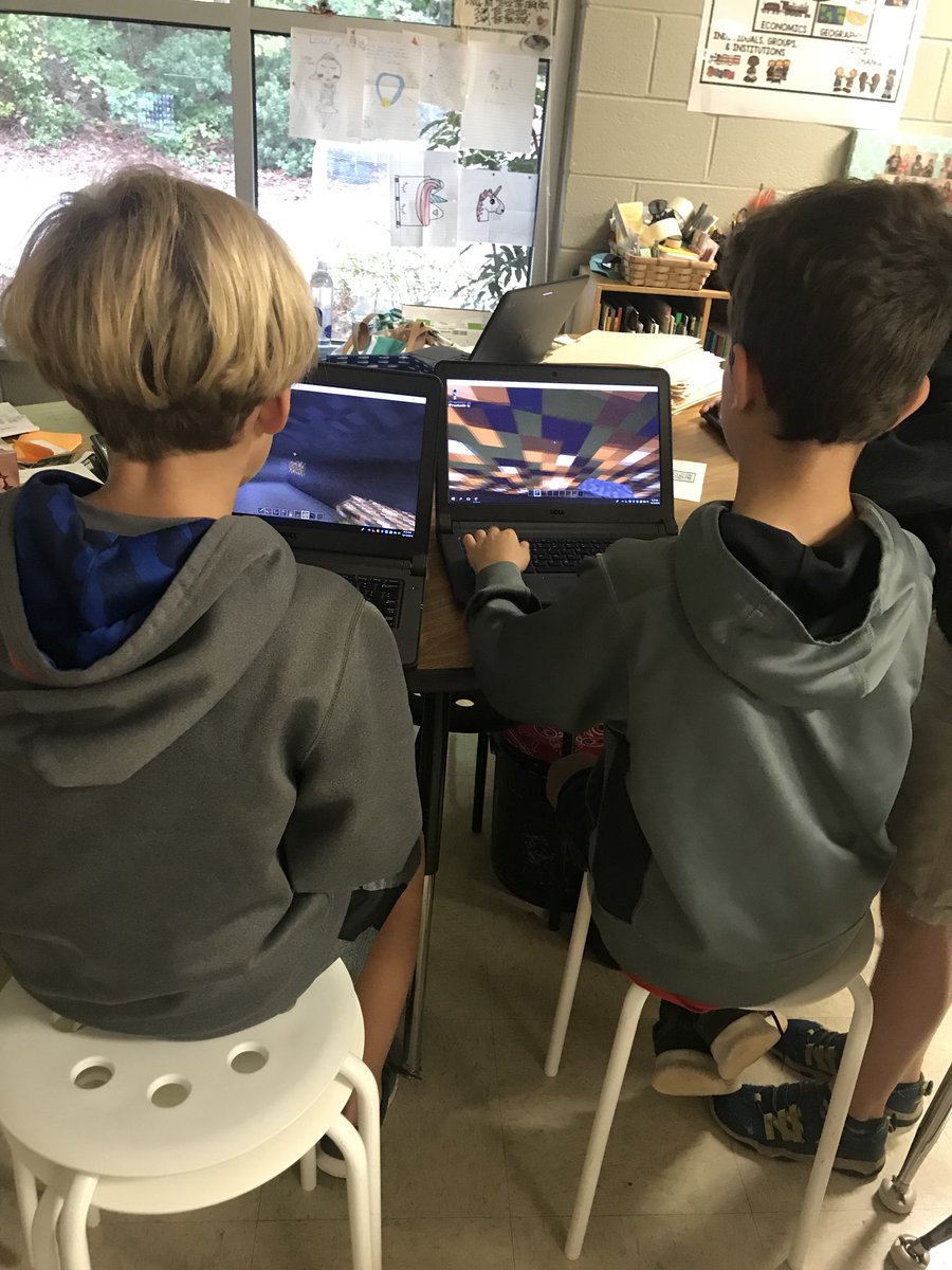 teachercfg's tweet photo. Minecraft for the win! Students built settings for their narratives. @FordStem @STEMsally @STEMcobb @PrincipalOC https://t.co/uZPRoo1YFE