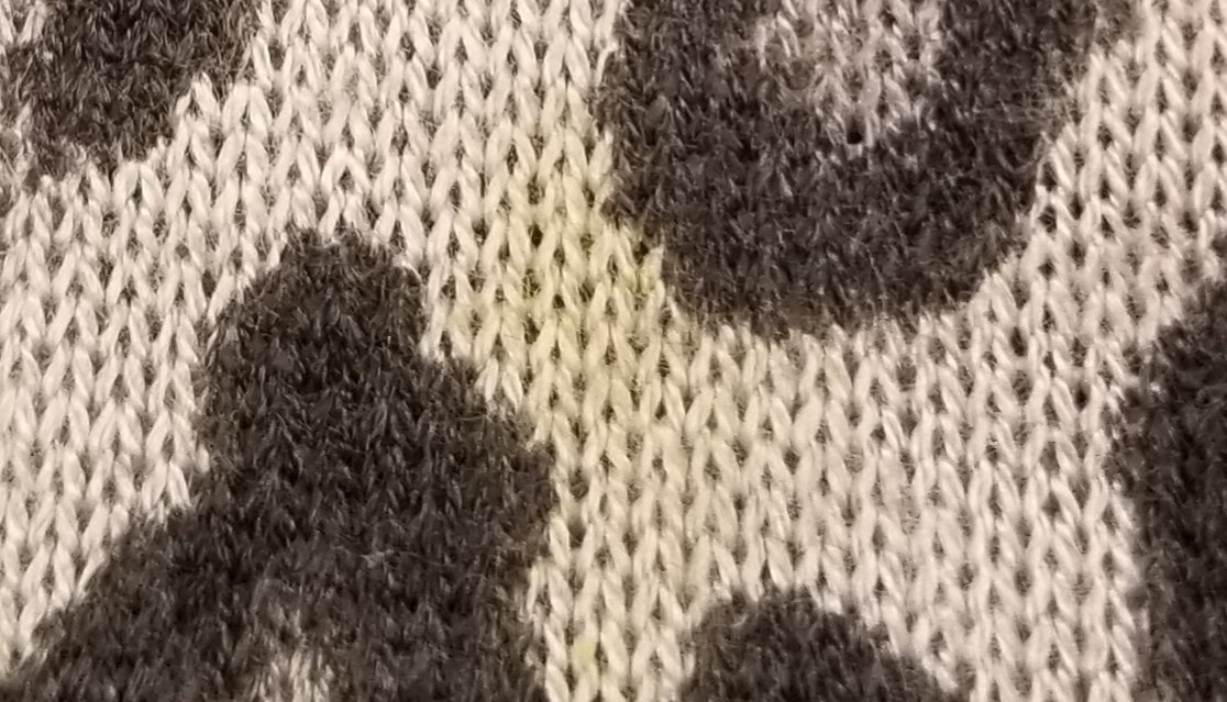 sudjky's tweet photo. Ate lunch @FrontStreetBrew waiter dropped mustard and it got all over my pants, shirt, and shoes. All I got was one $15 entree removed from my bill. Those stains will never come out. https://t.co/ZSf85Fsa0O