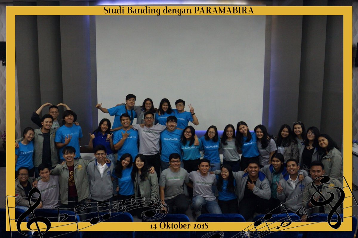Minggu, 14 Oktober 2018
Telah dilaksanakan acara studi banding antara PSM Unpar bersama <a href="/ParamabiraChoir/">PARAMABIRA</a> yang bertempat di Unpar, Ciumbuleuit 
Terima kasih atas kedatangannya.