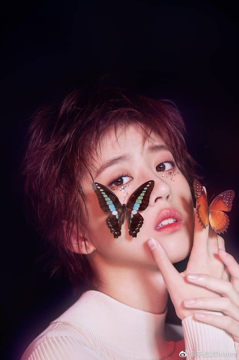 EleanorLeePH's tweet photo. #EleanorLee updated her weibo with more bts snaps during her SENSE photoshoot. 
---
Trans/cap: A man cannot succeed, but he cannot fail. https://t.co/qBRF9DBREv