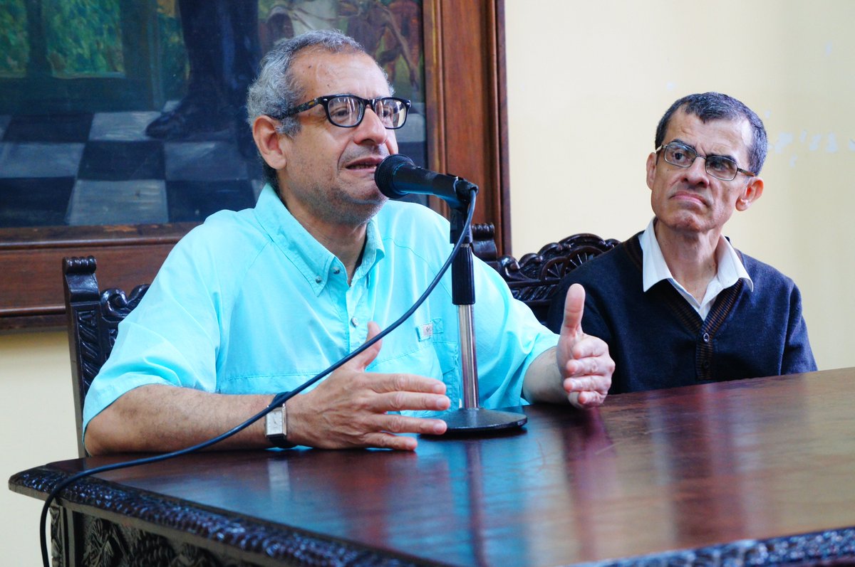 DCETachira's tweet photo. El viernes 5 de octubre se abrió el ciclo de seminarios, charlas, conferencias, enmarcadas en la Cátedra libre "José Antonio Guerrero Lossada" que organiza el Ateneo del Táchira cuyo coordinador es el poeta Ernesto Román. #Táchira https://t.co/rZXfiRj9T1