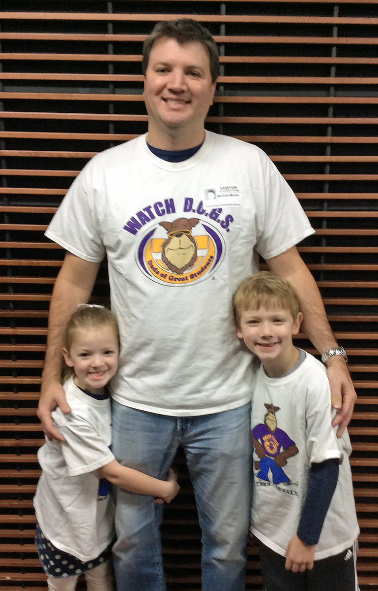 Steeple Run is happy to have Mr. Morris as the Watch D.O.G.S. today!
#watchdogs <a href="/SteepleRun203/">Steeple Run</a> <a href="/Naperville203/">Naperville 203</a>