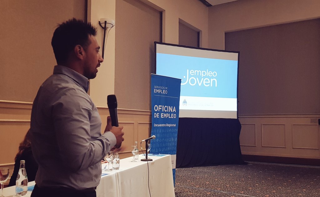 lucascastrov's tweet photo. Decimos presente en el Encuentro Regional de Oficinas de Empleo en Córdoba • Dirección de Atención al Ciudadano y Servicios de Empleo • Continuamos haciendo nuestro  trabajo diario #Federalizando los Programas de Empleo de @sec_trabajo @PRODUCCION_ARG Hay #OportunidadesReales💪🏻 https://t.co/J6rslWL2RS
