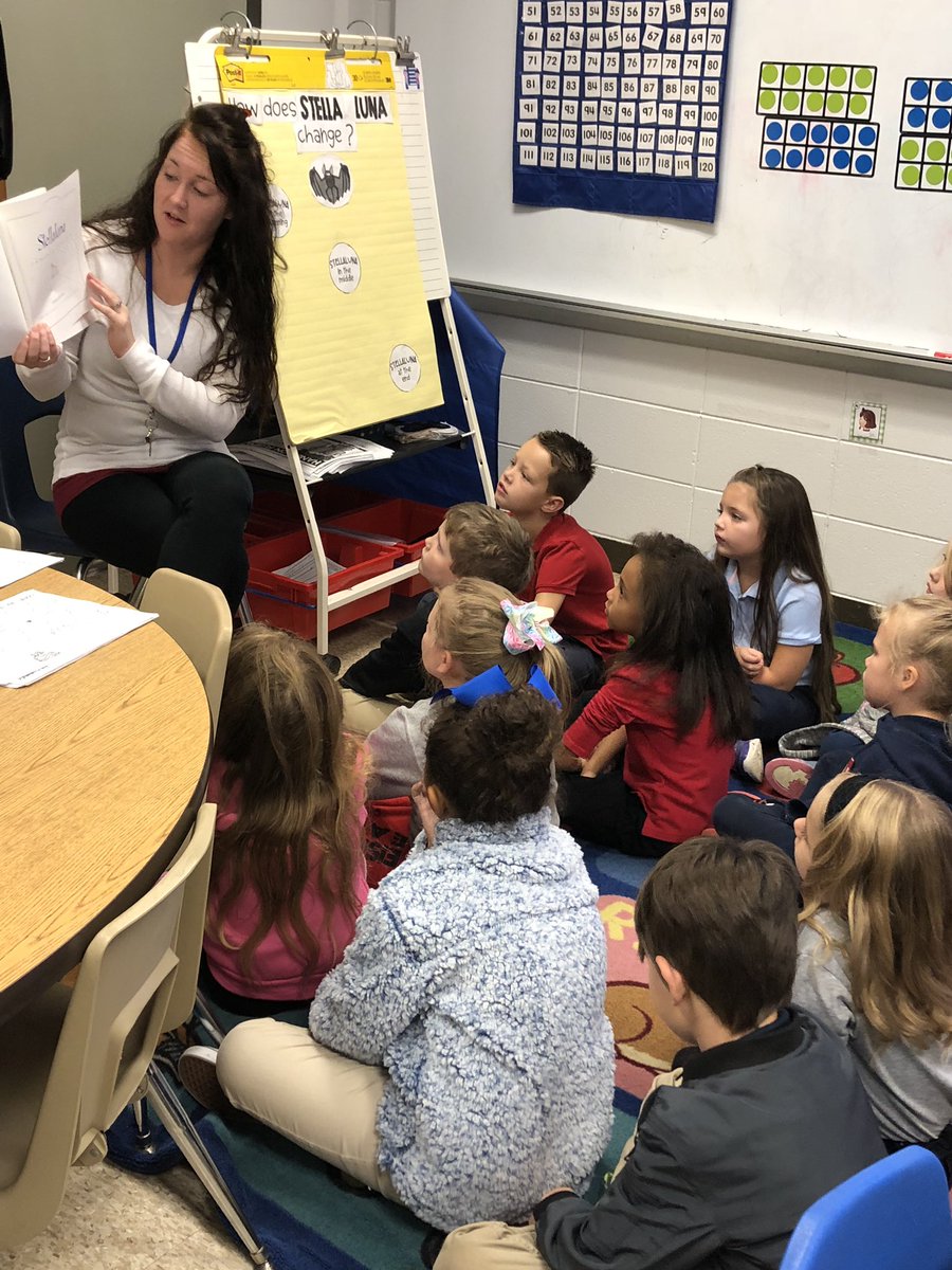 JulieC8466's tweet photo. #PowerWalkMoment Mrs. Randall gives students a purpose for listening during shared reading so they will be ready to turn and talk with a neighbor. #PurposefulTalk #BestYearYet #EisenhowerStrong #Zone1derful https://t.co/wED0fjXcOV