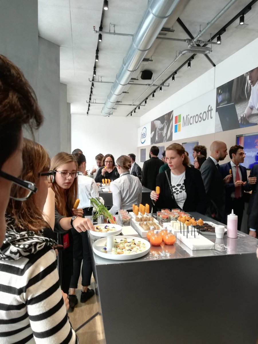 SIB_ipfirm's tweet photo. Appreciating wonderful #FoodDesign - and taste - after our talk on #design and #IntellectualProperty at #Breradesigndays in Milan today. #Breradesignweek https://t.co/mWUjwSeJca https://t.co/Mt29hs89fg