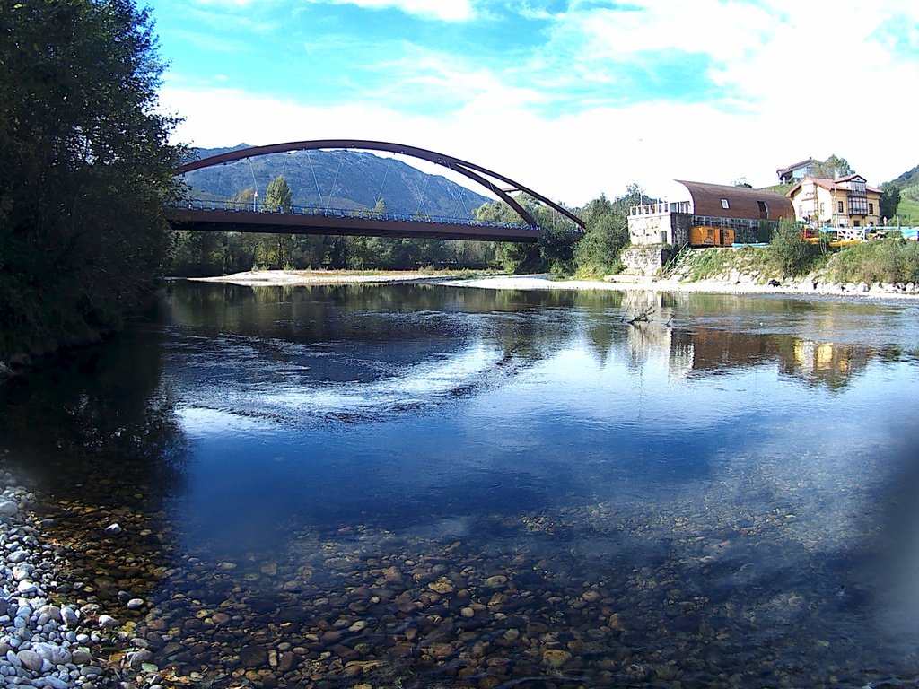 RAFAEL U. had a #paddleboarding session in Panes, España, Spain. Pictures here: suptrotters.com/en/activities/… #suptrotters