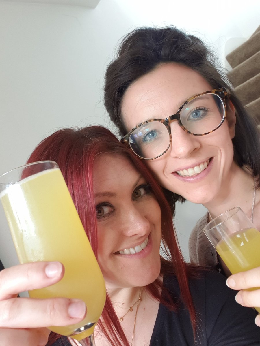 Sophia7470's tweet photo. Some traditions are the very best. Happy #MimosaDay4 to my love @orchidd_111 #ArrowPremiere https://t.co/JKKLtqWGZ8