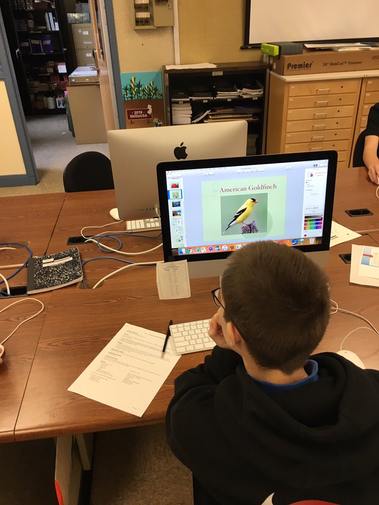 Ad Art students working on designs for SkillsUSA.   #skillsusa