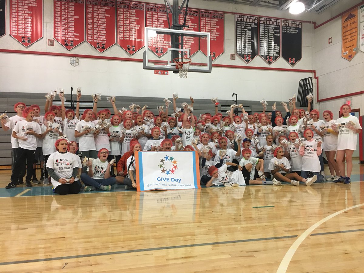 Great to see these students making a difference for the hungry!!! <a href="/mehms/">Mary Ellen Henderson Middle School</a> <a href="/kmsloper/">Katie Sloper Johnson</a>