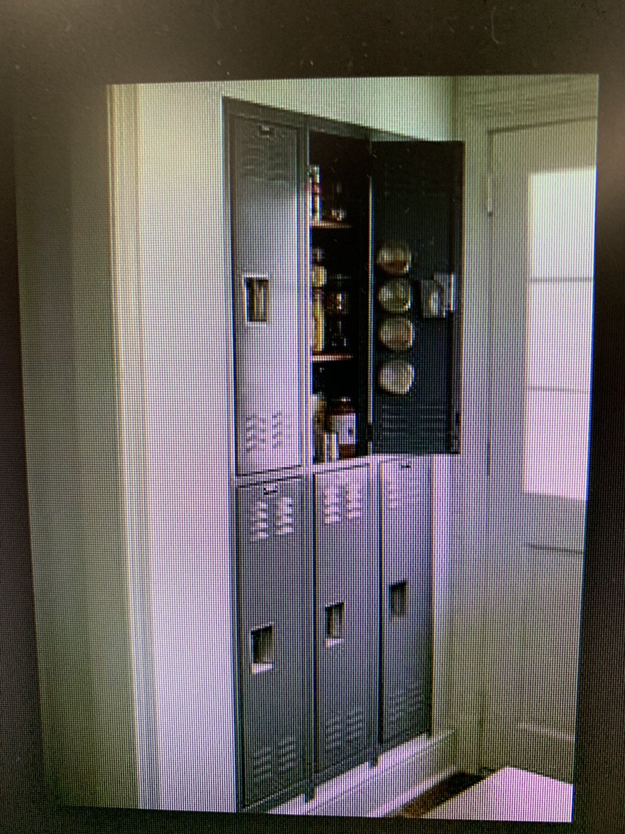locker_men's tweet photo. Out with the old and in with the new!! Upgraded lockers avaliable now! #Lockergang https://t.co/4mNET4g0FH