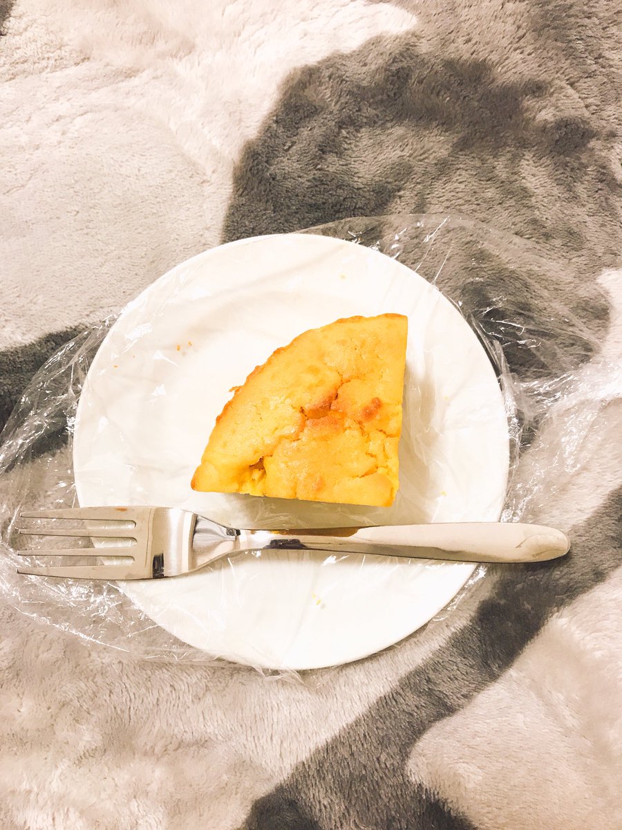 夜中のケーキ