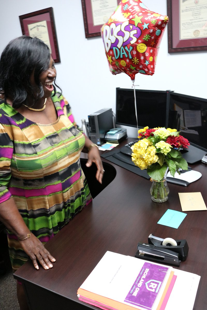 RCSD1LEIR's tweet photo. HAPPY BOSS'S DAY @EricaFieldsR1 #BossesDay #R1 #RichlandOne #LEIR https://t.co/VuFJ3SuGNc