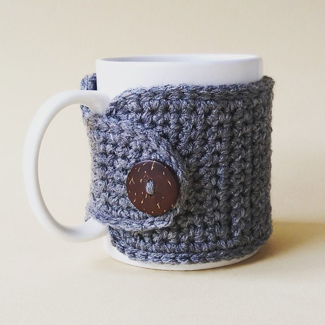 Coffee Mug Cozy Grey: Handmade
amazon.com/Nandys-Nook-Co… #handmadeatamazon #fallgift #cuppajoe #CoffeeCozy