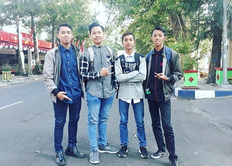 Setiawan2216's tweet photo. Semangat meraih mimpi
#semangatbojonegoro
#wisatabojonegoromaju 
#bojonegoropopuler
#bojonegorohitz
#semangatbojonegoro https://t.co/yOGj5ttRR7
