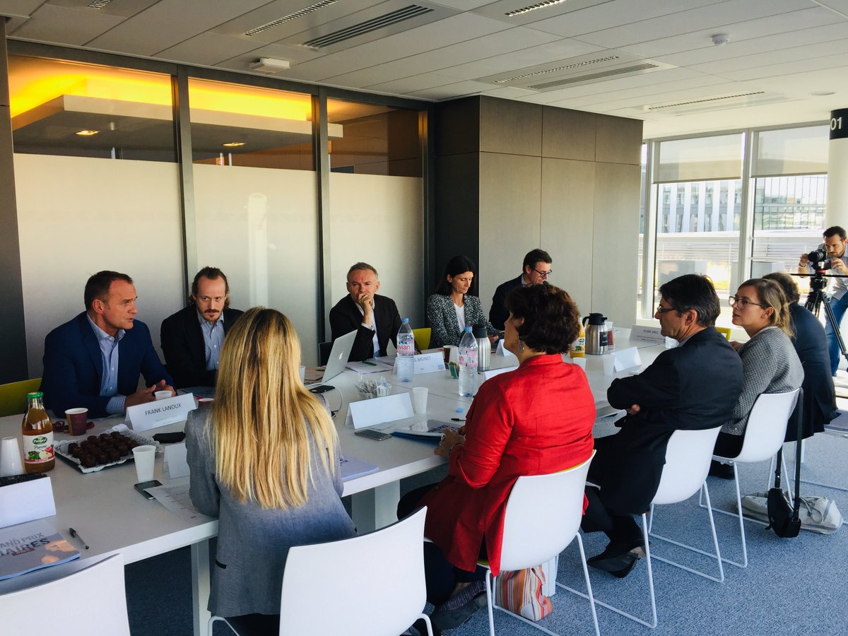 Place au jury national du Grand Prix des Maires avec <a href="/ericbrunet/">Eric Brunet</a> ! Le palmarès sera dévoilé le 21 novembre lors de la cérémonie de remise des prix 
Avec <a href="/l_amf/">AMF | Association des maires de France</a> <a href="/GMF_assurances/">GMF</a> <a href="/BanqueDesTerr/">Banque des Territoires</a> et <a href="/SFR/">SFR</a>